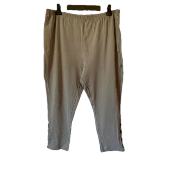 Roaman's BOHO Festival Basic Gray Elastic Waist Capri Lattice Leggings Size 2X - Picture 1 of 7